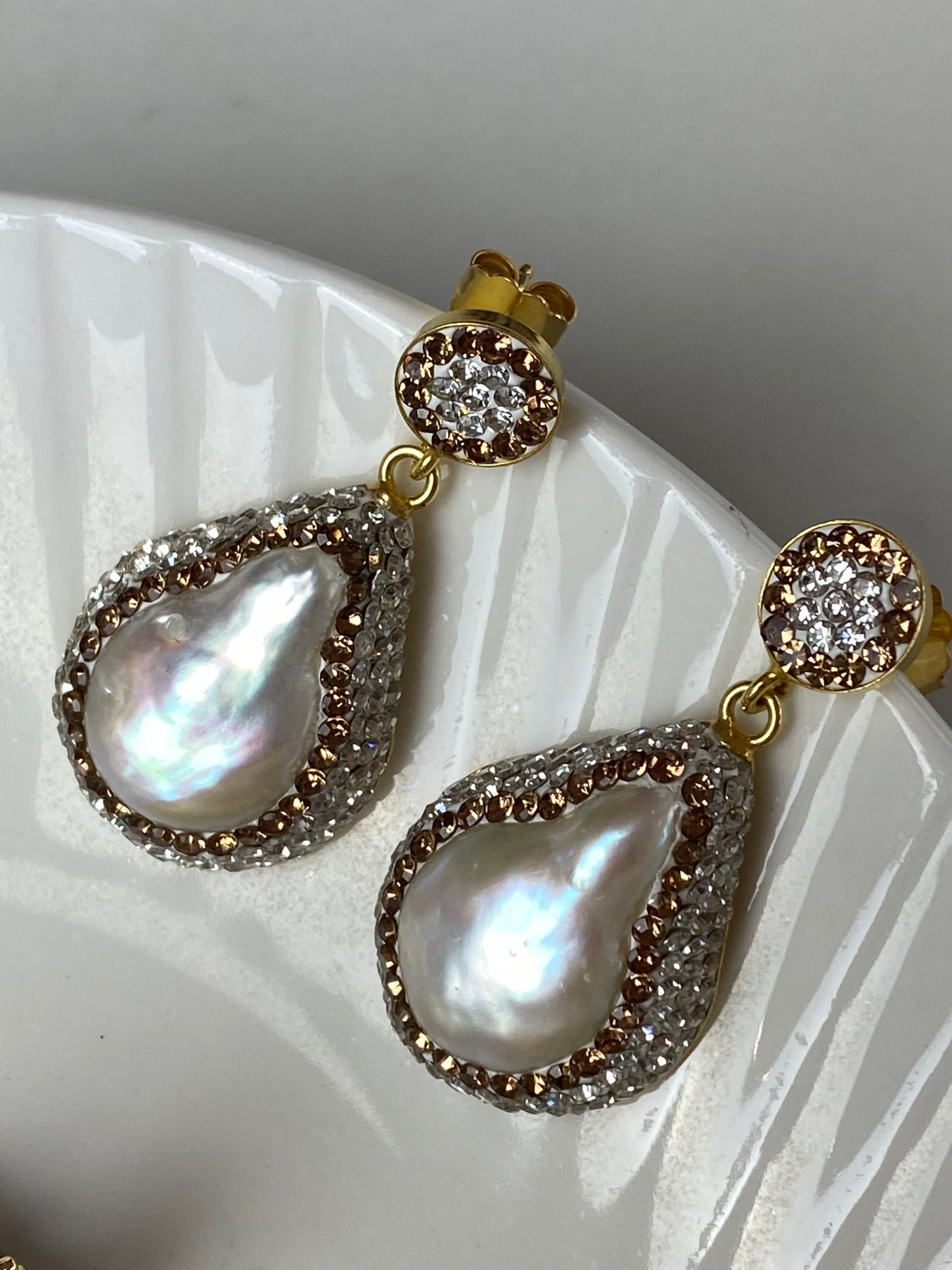 Baroque Pearl Earrings