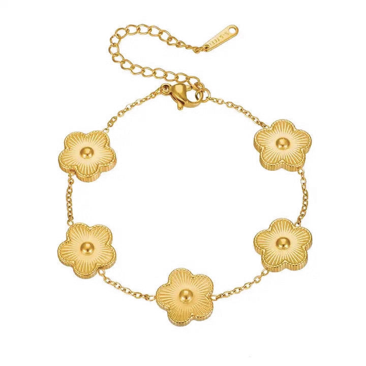 Gold Clover Bracelet