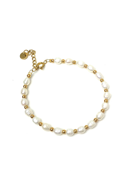 Fresh water Pearl & Gold Beaded Bracelet
